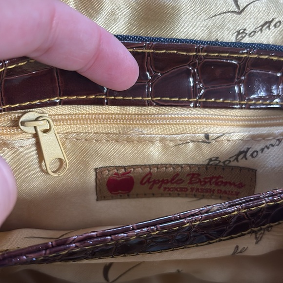 RARE Apple Bottoms Purse - Picture 7 of 8